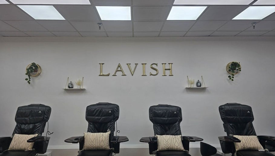 Lavish Nails and Spa изображение 1