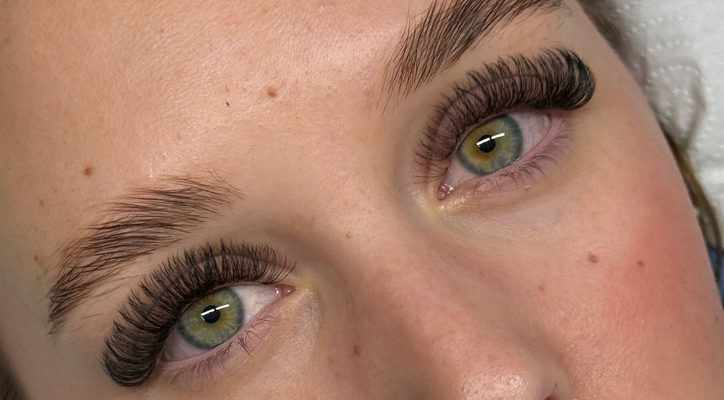 Close-up of expertly applied eyelash extensions at Tay Aesthetics, Tahmoor, New South Wales, AU.