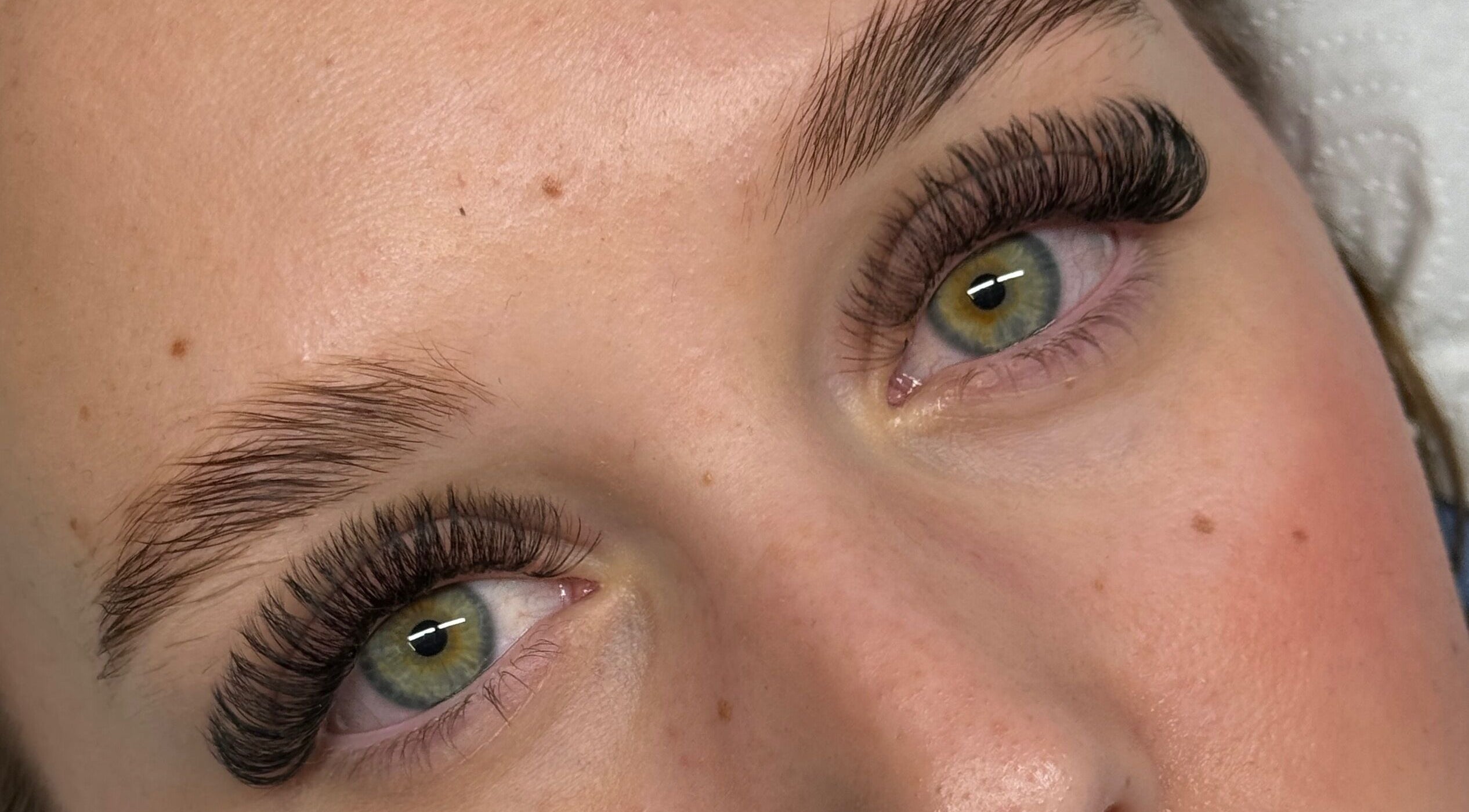 Close-up of expertly applied eyelash extensions at Tay Aesthetics, Tahmoor, New South Wales, AU.