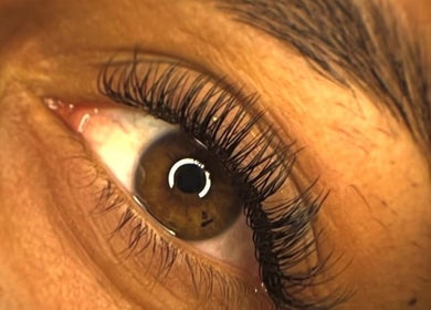 Close-up of a beautifully done eye lash extension at Samaj Beauty Projects in Cape Town, Western Cape, ZA.
