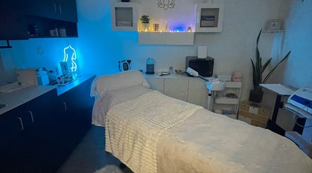 Glow Skinbar Spa NYC