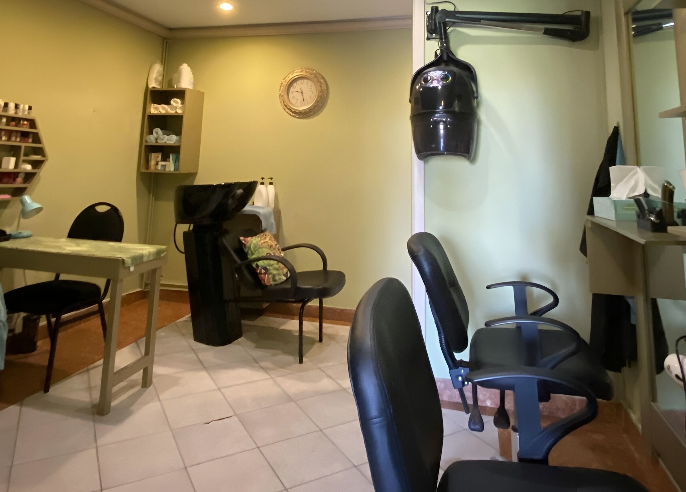 Salon Tossy Hair and Body offers a cozy, stylish interior in Windhoek, Khomas Region, NA for beauty treatments.