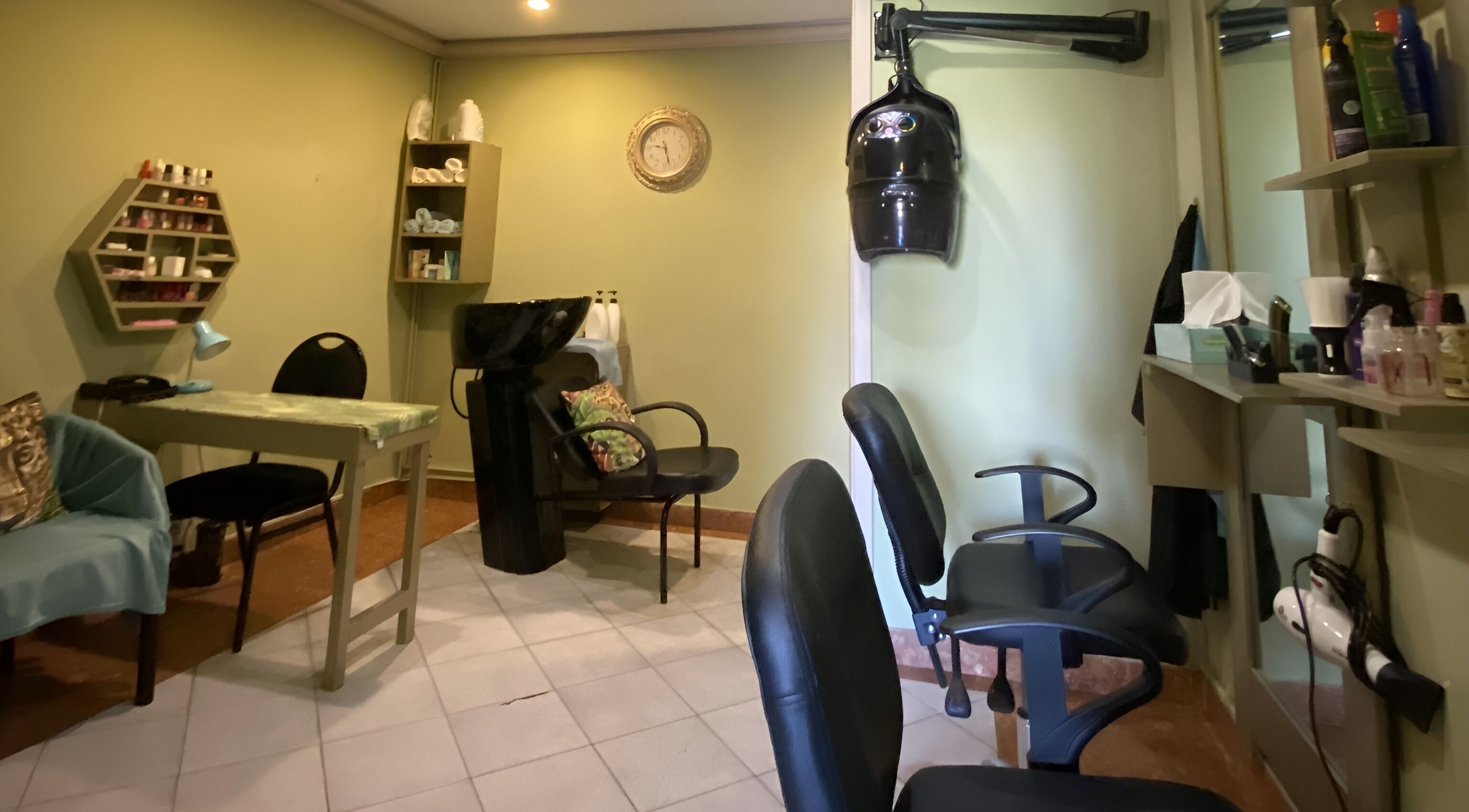 Salon Tossy Hair and Body offers a cozy, stylish interior in Windhoek, Khomas Region, NA for beauty treatments.