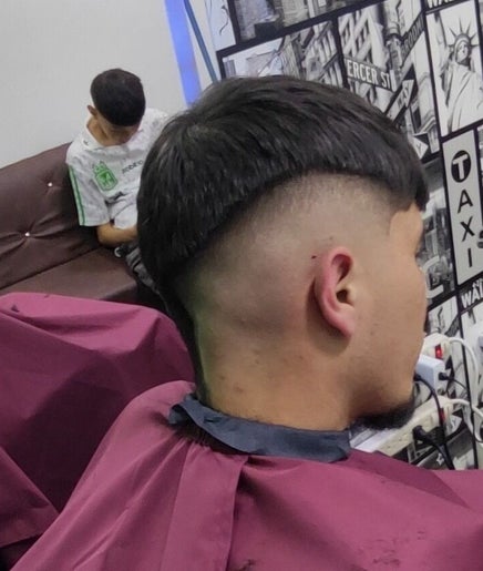 Mathius Barber Studio image 2