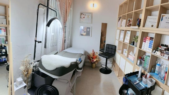 Lamoon Brow Studio