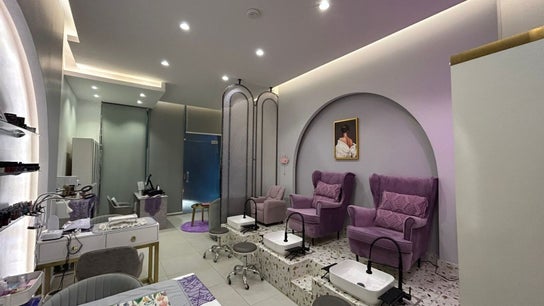 Purple Nail Spa Malqa