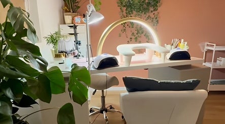 Honails Institut
