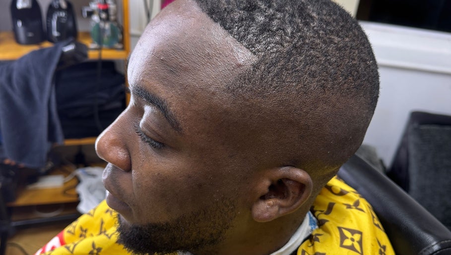ZEN  VIP STUDIO BARBER, bilde 1