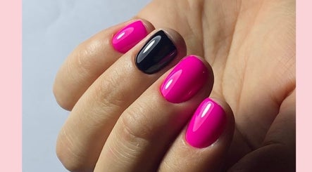 Image de Amira nails 3