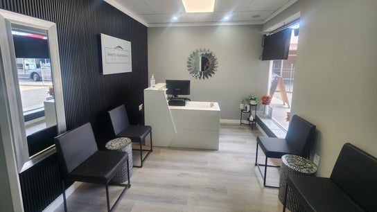 Beauty Destination Brow n Wax Bar Oakville