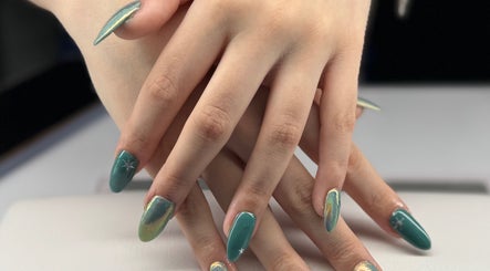 hình ảnh 2 của Aurora Nails 60 °N