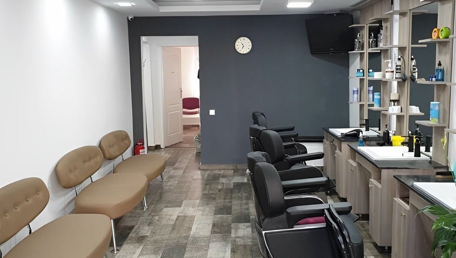 LUCIA BEAUTY SALON image 1