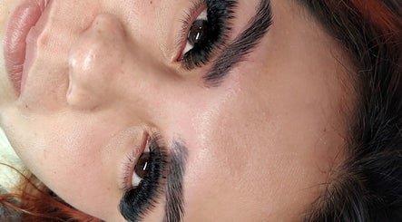 Gloss Lash slika 2