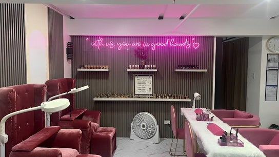 Daily Lounge Salon