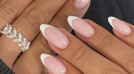 Sara Nail Budapest, bilde 2