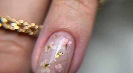 Imra’Nails