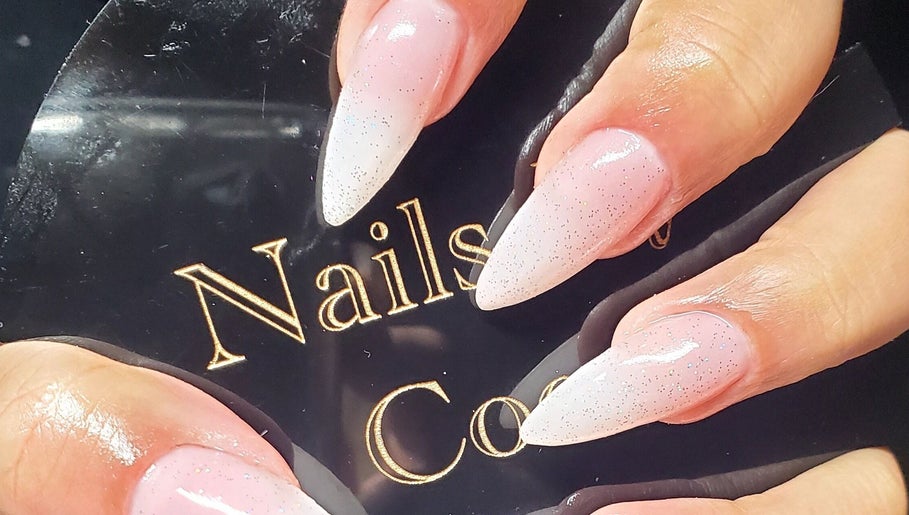 Nails by Coco LLC – obraz 1