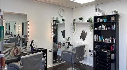 The Salon For Hair