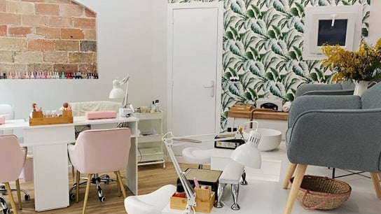 Trendy y Nails Poble Sec