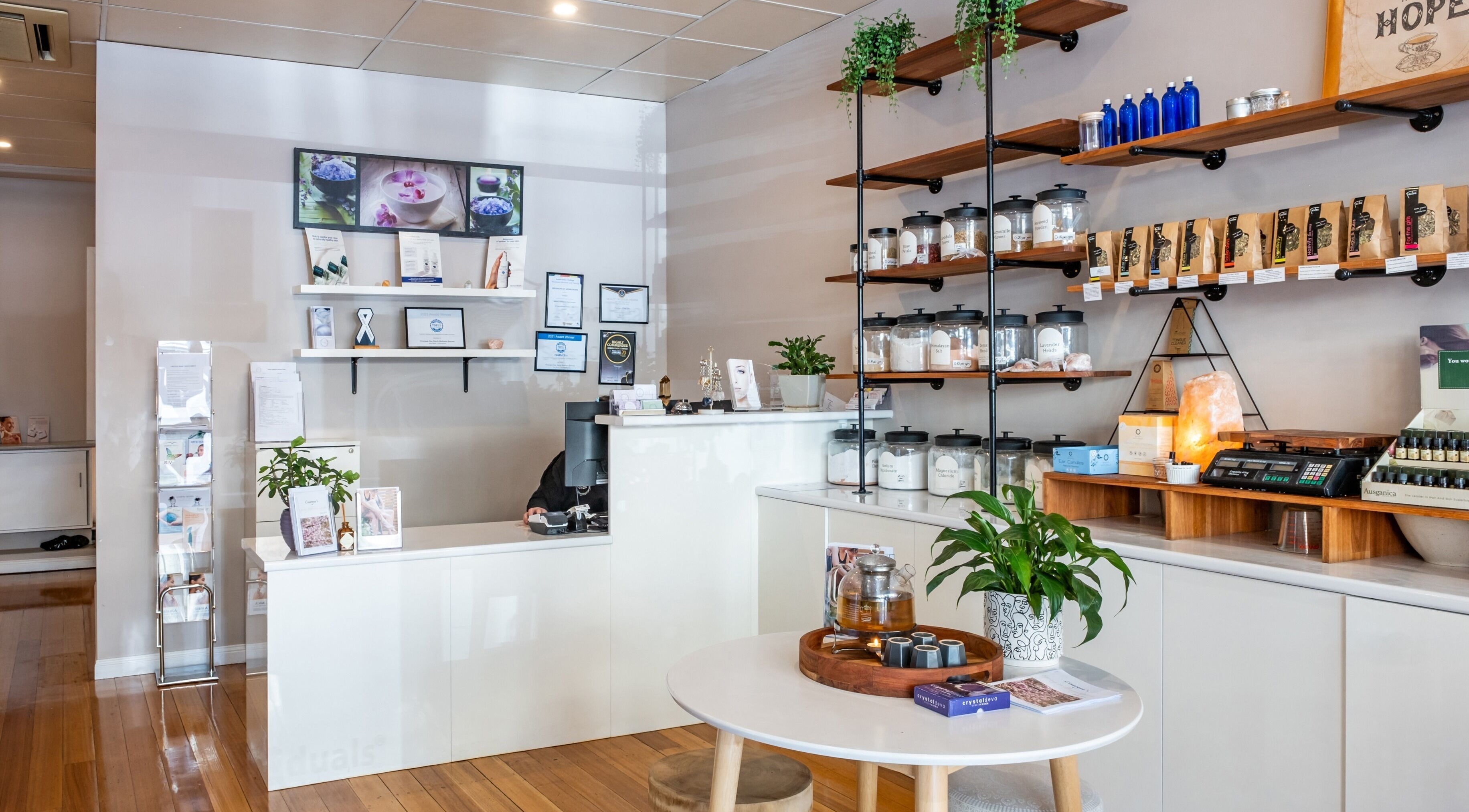 Cozy reception area at Cinergee Age Management & Somatic Flow in Launceston, Tasmania, AU with soothing decor.