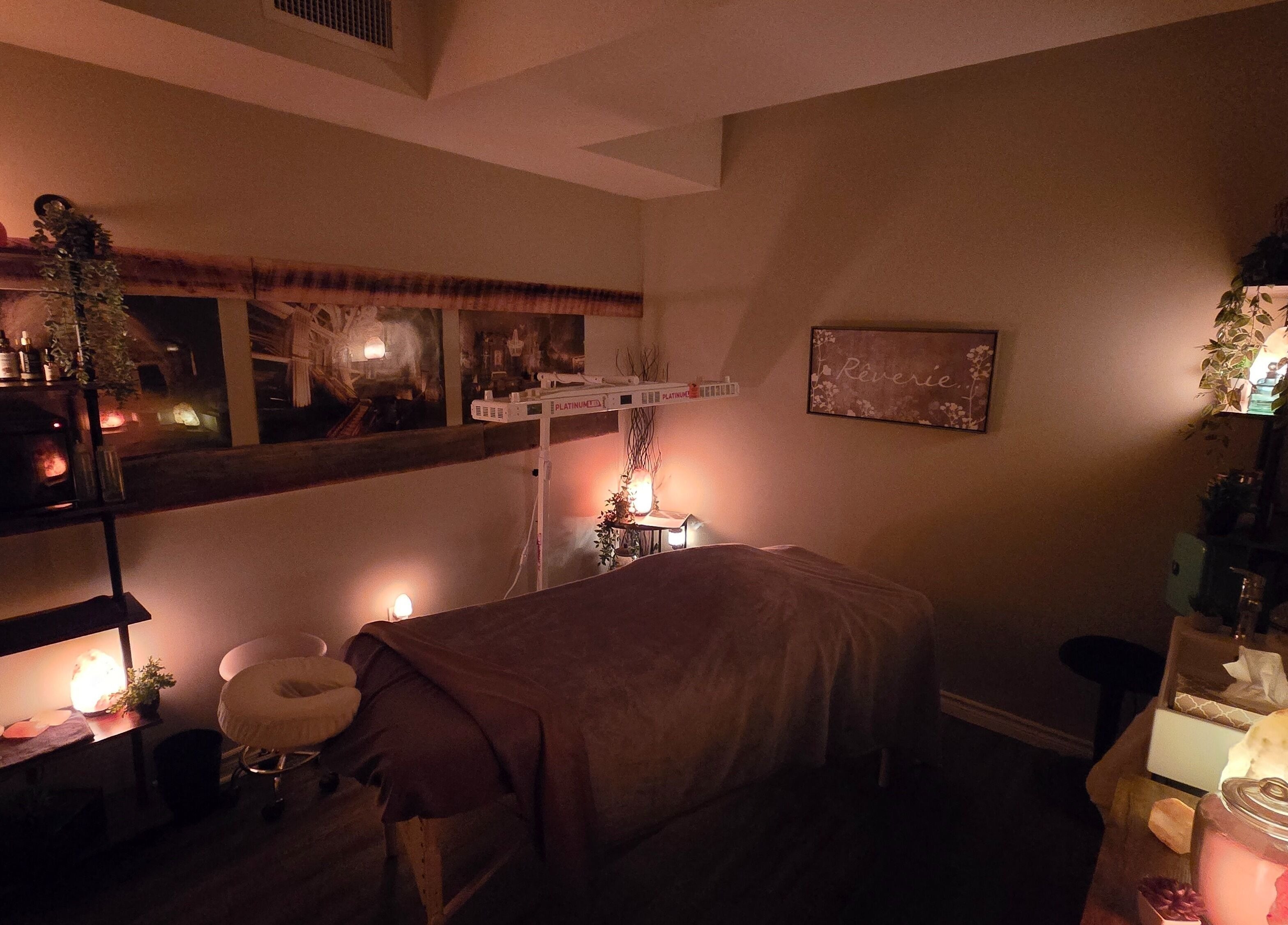 Tranquil therapy room at Simply Salt Wellness & Salt Cave, Welland, Ontario, CA, with dim lighting and salt decor.