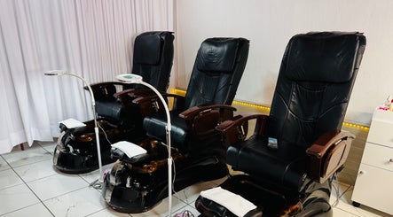 Pedicure chairs at Ajijic Nails Salón in Ajijic, Jalisco, MX offer ultimate relaxation and style.