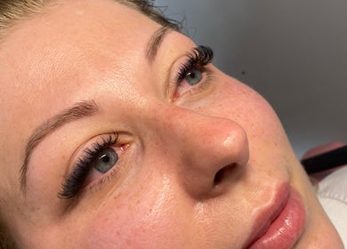 Close-up of styled eyelashes at Adoré Studio, Hatfield, England, GB, showcasing expert beauty work.