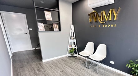 Tammy Lash and Brows