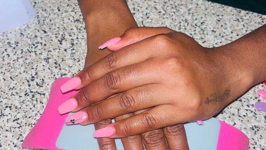 Geryls_tiptoe_nails image 1