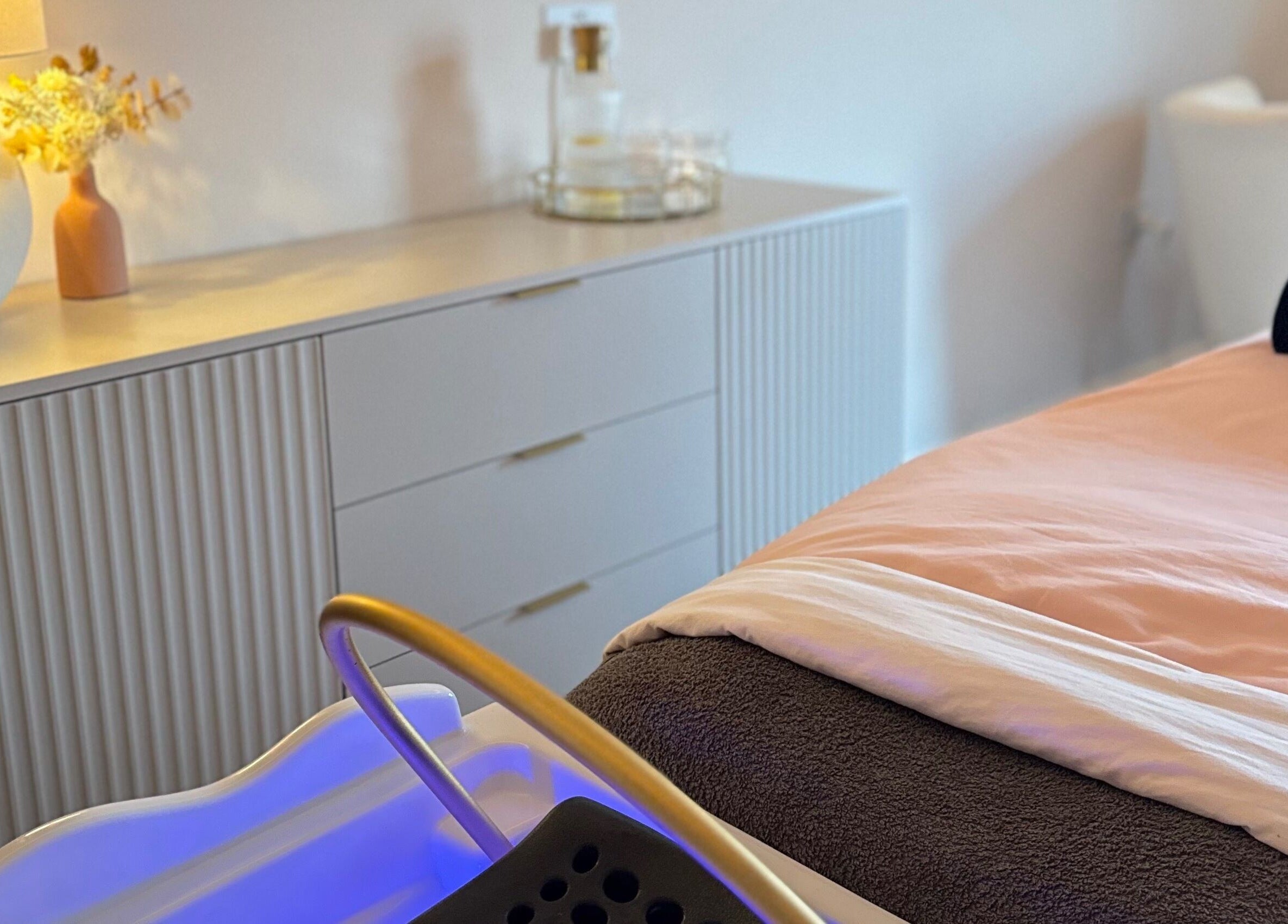 Relaxing treatment room at Me Scalp & Skin Studio, Egham, England, GB with a calming ambiance.
