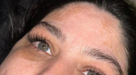 Dels lashes & Brows image 2