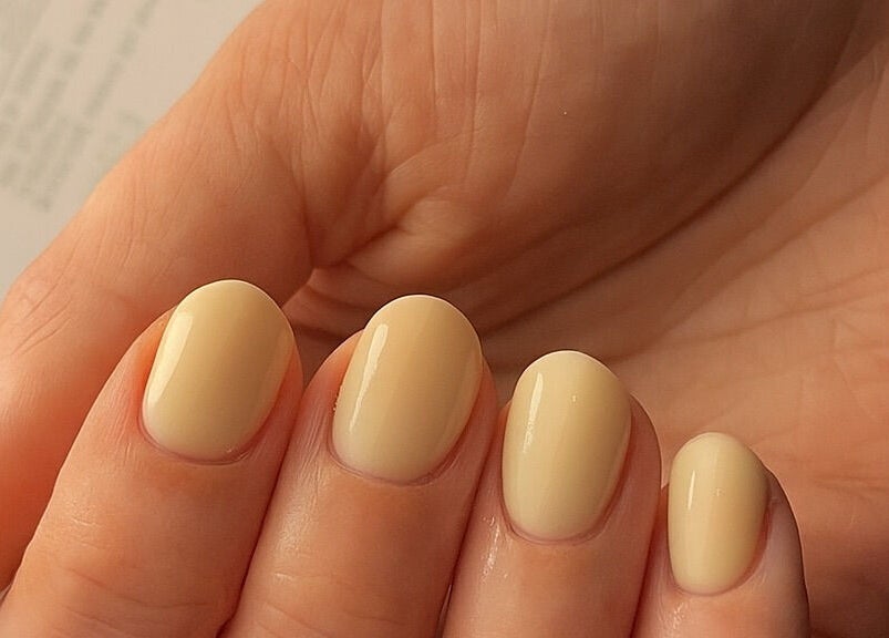 Stijlvolle manicure bij Be You Beautysalon Gorinchem, Gorinchem, Zuid-holland, NL.