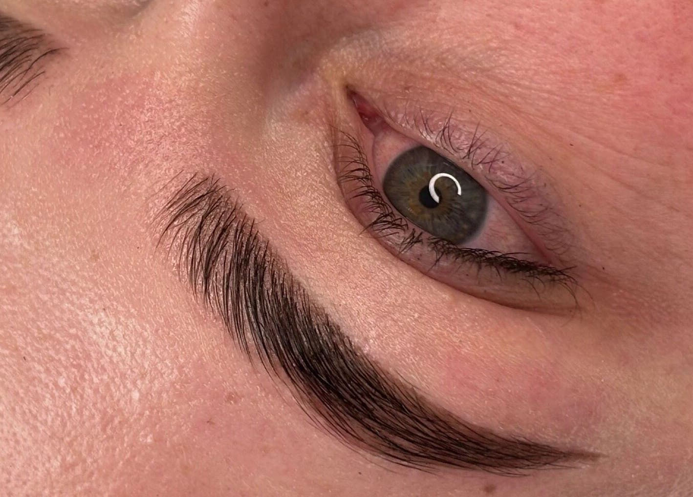 Beautifully shaped eyebrow at Brow Bliss in Mandurah, Western Australia, AU, highlighting precision and care.