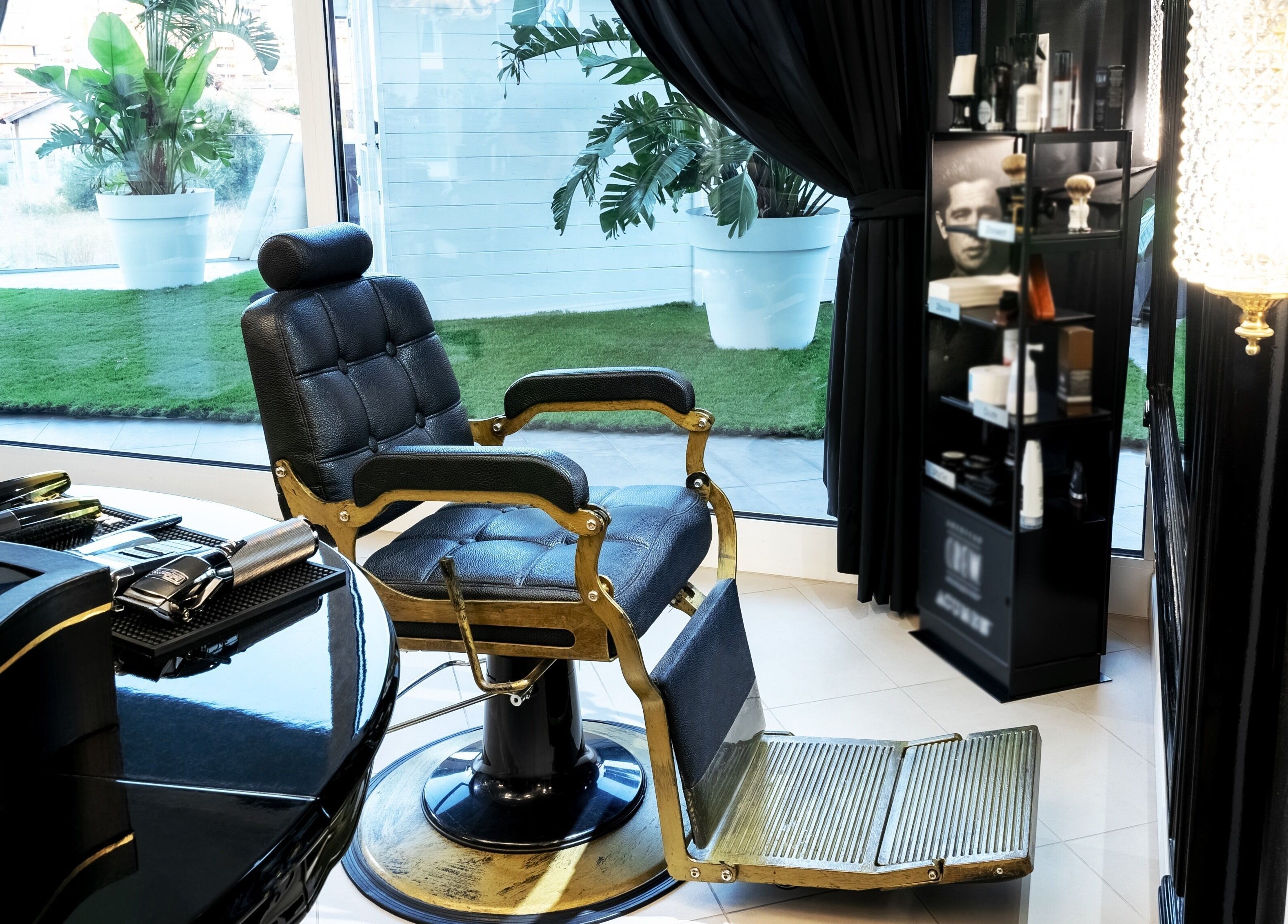 Lussuosa sedia da barbiere presso Terapia & Bellezza di Sara Cauli a Cagliari, Cagliari, IT.