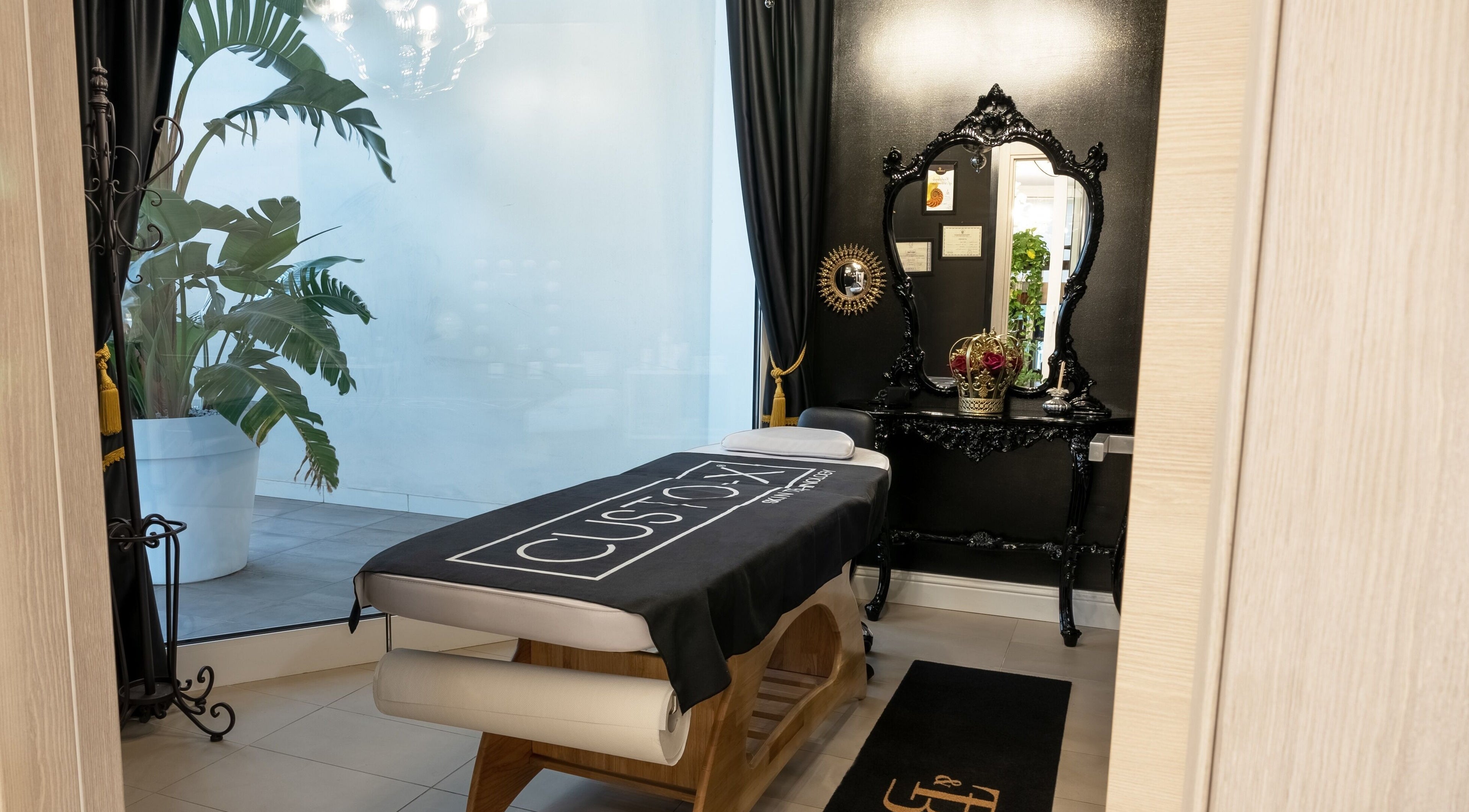 Sala trattamenti di Terapia & Bellezza di Sara Cauli, Cagliari, Cagliari, IT. Elegante e rilassante.