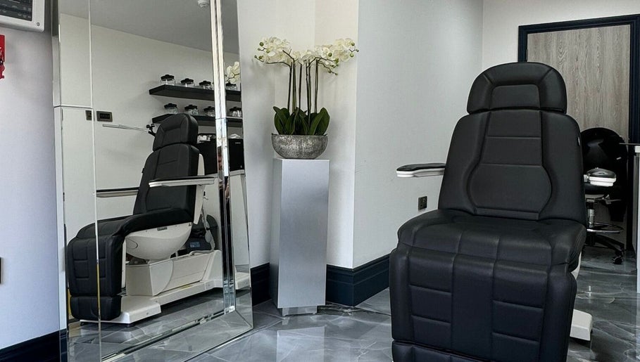 Luxurious treatment chair at Annayah Aesthetics (Kemptown), Brighton And Hove, England, GB, elegant and modern.