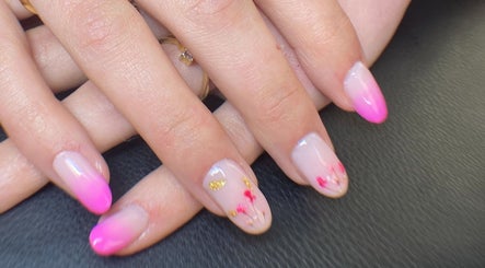 M'Nails & beauty