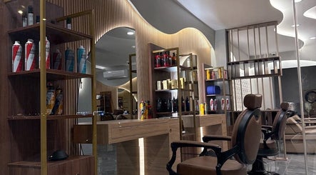Spire Barbershop by Hair Experts, bilde 3