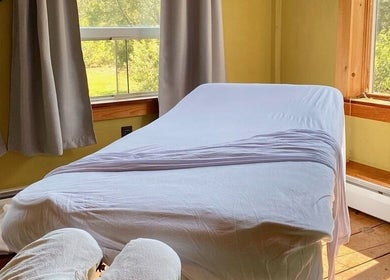 Cozy massage room at French Touch Custom Massage Midtown Manhattan and Brooklyn Heights, New York, New York, US.