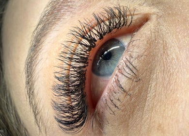 Close-up of expertly applied lashes at EMC Beauty And Lashes, Poyntzpass, Northern Ireland, GB.
