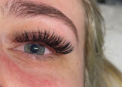 Close-up of luxurious eyelash extensions at EMC Beauty And Lashes in Poyntzpass, Northern Ireland, GB.