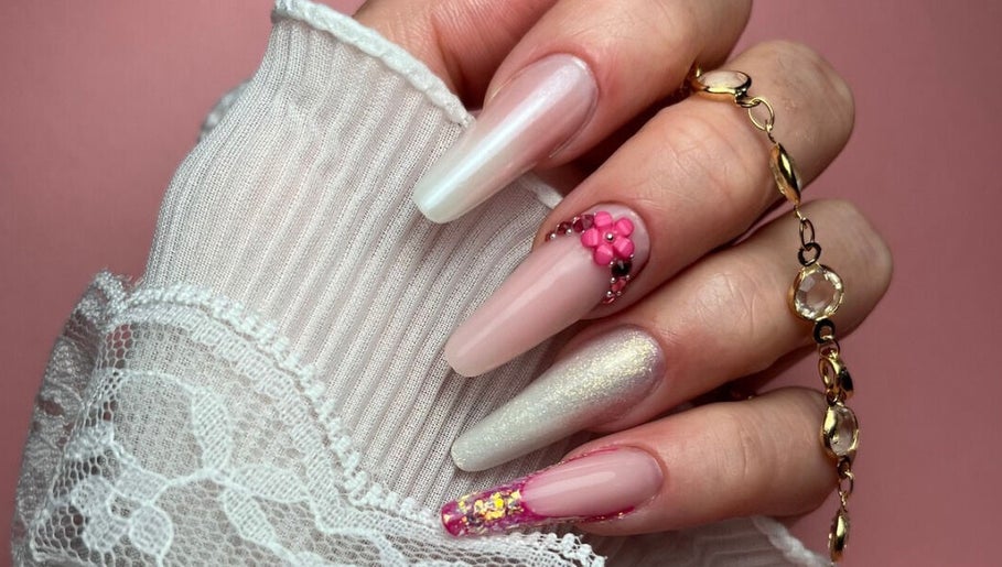 SIANA NAILS صورة 1