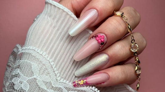 Siana Nails