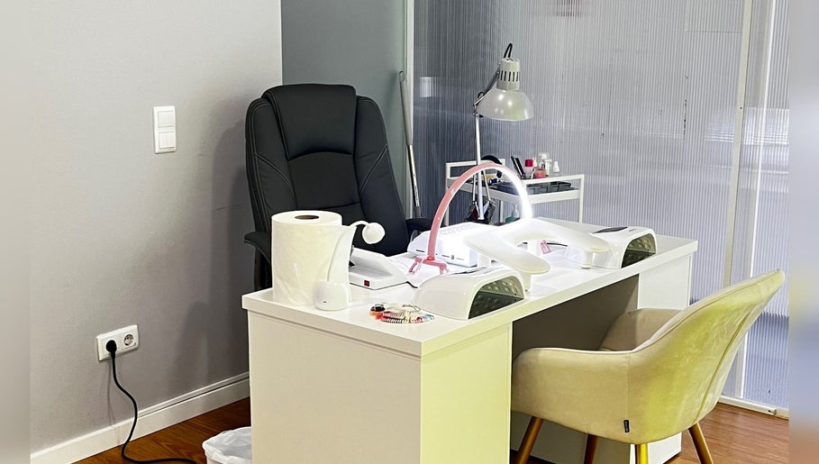 Priscilla Nail Studio, bilde 1