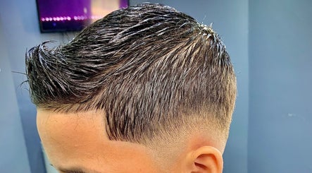 Elegance Barbershop