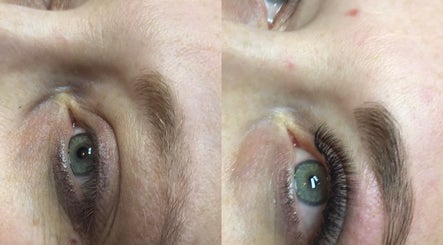 Eyelash enhancement at SILCRESS, Old Windsor, England, GB. Before and after image showcasing lash improvements.