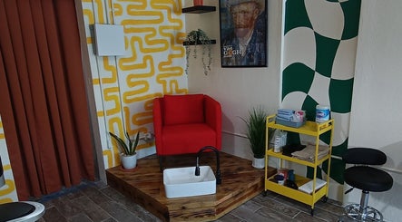 Akua Luna Nail Art Studio image 2