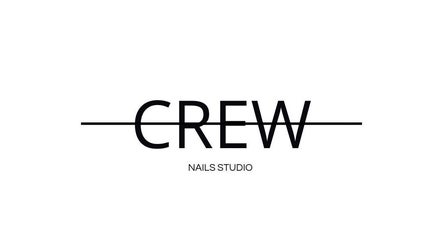 Logotipo de CREW BARBER STUDIO en Bogotá, D.c., Bogotá, D.c., CO sobre fondo blanco.