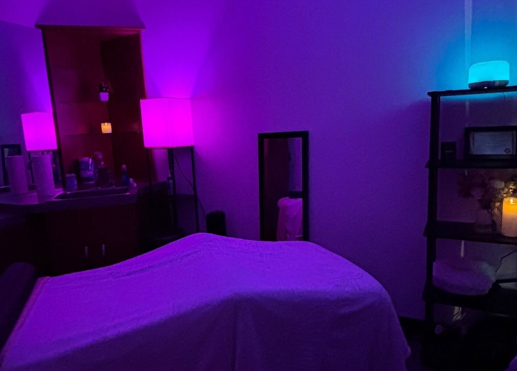 Tranquil massage room with soft lighting at Moore Magic Massage, North Little Rock, Arkansas, US.