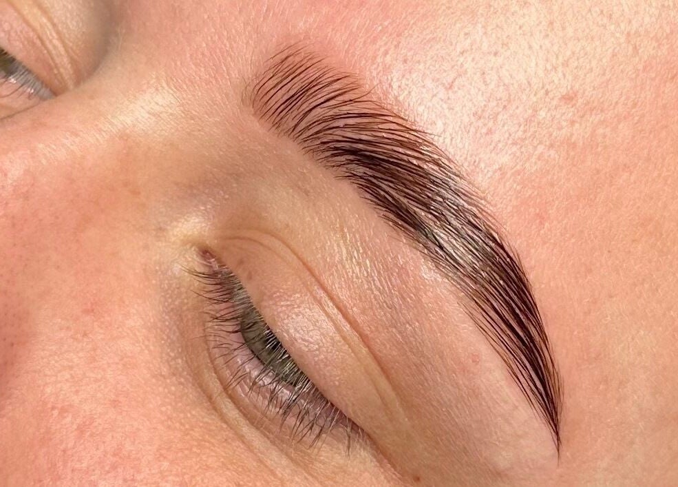 Expertly shaped eyebrows at Bespoke By Sommer, Armadale, Scotland, GB, showcasing precision and style.